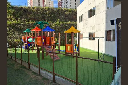 Quintal de apartamento para alugar com 2 quartos, 46m² em Piatã, Salvador