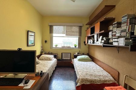 Apartamento à venda com 200m², 4 quartos e 2 vagas