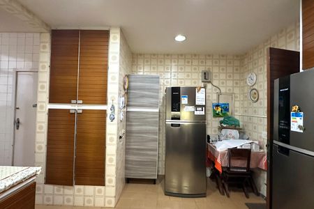 Apartamento à venda com 200m², 4 quartos e 2 vagas