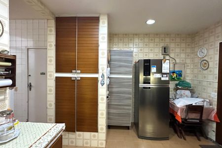 Apartamento à venda com 200m², 4 quartos e 2 vagas