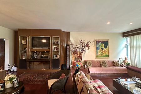 Apartamento à venda com 200m², 4 quartos e 2 vagas