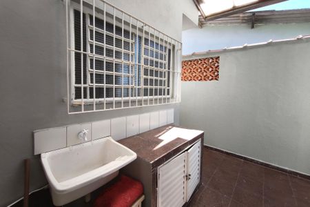 Casa à venda com 169m², 3 quartos e 2 vagasÁrea de Serviço