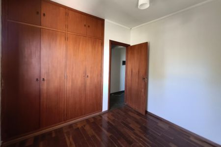 Casa à venda com 169m², 3 quartos e 2 vagasQuarto 2