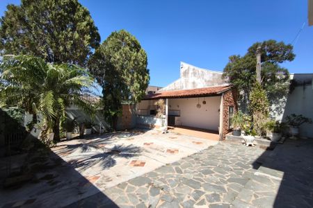 Casa à venda com 169m², 3 quartos e 2 vagasQuintal