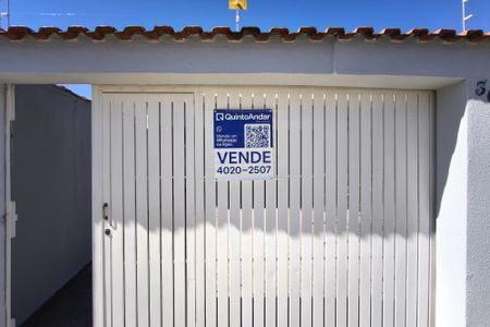Casa à venda com 169m², 3 quartos e 2 vagasPLACA INSTALADA NA FACHADA