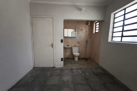 Casa à venda com 169m², 3 quartos e 2 vagasEdícula - Quarto