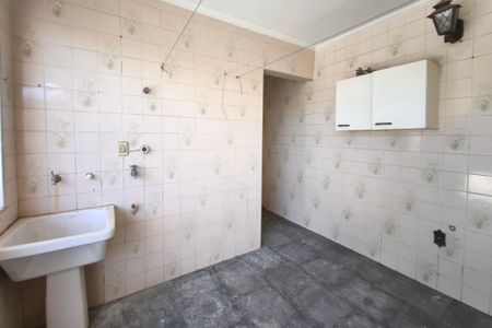 Casa à venda com 169m², 3 quartos e 2 vagasEdícula - Área de serviço