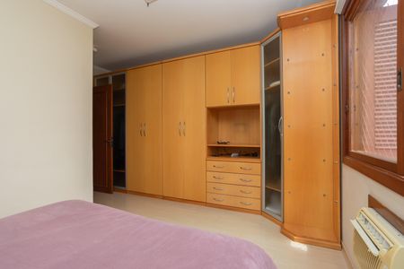 Apartamento à venda com 180m², 3 quartos e 2 vagasSuite