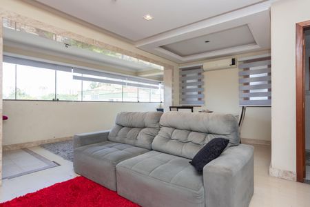 Sala de apartamento à venda com 3 quartos, 180m² em São Sebastião, Porto Alegre