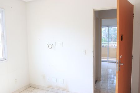 Quarto 01 de apartamento para alugar com 2 quartos, 52m² em Setor Progresso, Goiânia