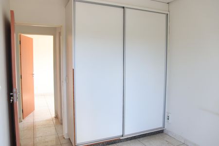 Quarto 02 de apartamento para alugar com 2 quartos, 52m² em Setor Progresso, Goiânia