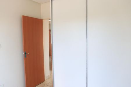 Quarto 02 de apartamento para alugar com 2 quartos, 52m² em Setor Progresso, Goiânia