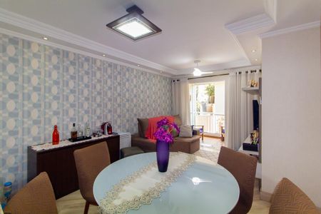 Apartamento à venda com 75m², 3 quartos e 2 vagasSala