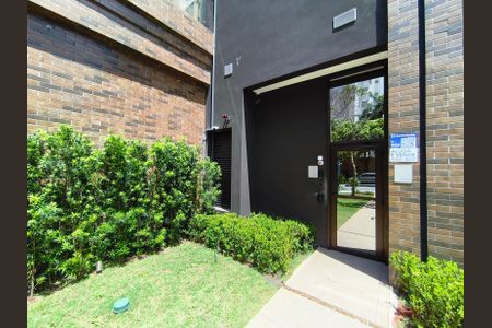 Studio à venda com 27m², 1 quarto e sem vaga Studio à venda com 27m², 1 quarto e sem vagaFachada + Plaquiinha