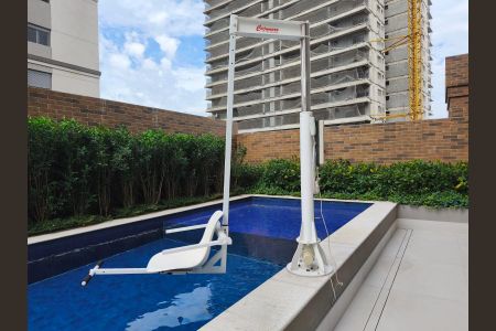 Studio à venda com 27m², 1 quarto e sem vaga Studio à venda com 27m², 1 quarto e sem vagaPiscina