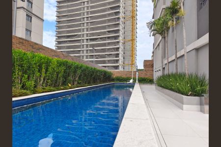 Studio à venda com 27m², 1 quarto e sem vaga Studio à venda com 27m², 1 quarto e sem vagaPiscina