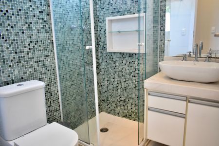 Apartamento à venda com 54m², 2 quartos e 1 vagaBanheiro Social