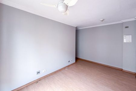 Apartamento para alugar com 2 quartos, 42m² em Conjunto Promorar Raposo Tavares, São Paulo