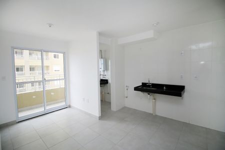 Sala de apartamento para alugar com 2 quartos, 46m² em Colégio, Rio de Janeiro