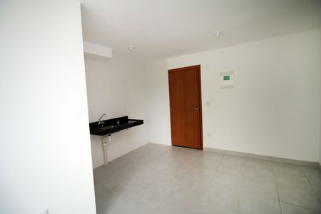 Sala de apartamento para alugar com 2 quartos, 46m² em Colégio, Rio de Janeiro