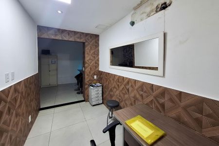 Casa à venda com 300m², 2 quartos e 12 vagasCopa