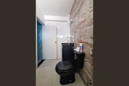 Casa à venda com 300m², 2 quartos e 12 vagasBanheiro 2