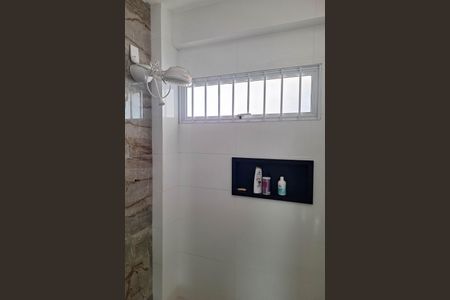 Casa à venda com 300m², 2 quartos e 12 vagasBanheiro da Suíte 1