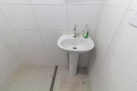 Apartamento à venda com 40m², 2 quartos e sem vaga Apartamento à venda com 40m², 2 quartos e sem vagaBanheiro