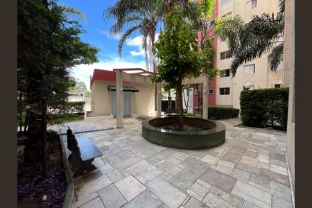 Apartamento para alugar com 43m², 2 quartos e sem vaga
