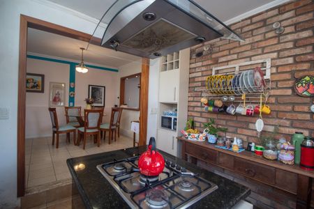 Casa à venda com 200m², 3 quartos e 2 vagas Casa à venda com 200m², 3 quartos e 2 vagasCozinha