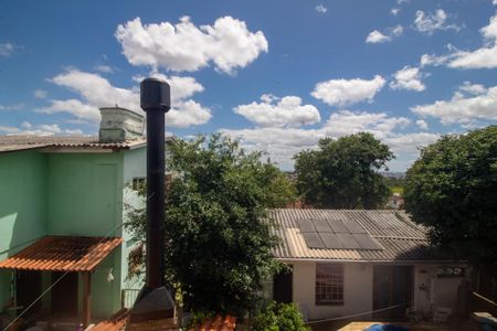 Casa à venda com 200m², 3 quartos e 2 vagas Casa à venda com 200m², 3 quartos e 2 vagasVista