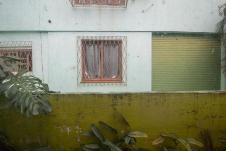 Casa à venda com 200m², 3 quartos e 2 vagas Casa à venda com 200m², 3 quartos e 2 vagasVista