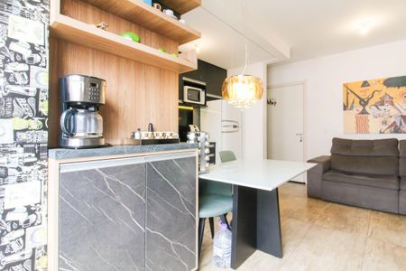 Apartamento à venda com 52m², 2 quartos e 3 vagas Apartamento à venda com 52m², 2 quartos e 3 vagasSala