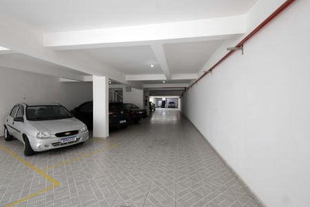 Apartamento à venda com 110m², 2 quartos e 1 vaga Apartamento à venda com 110m², 2 quartos e 1 vagaGaragem