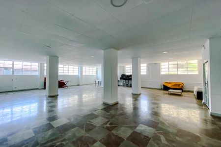 Apartamento à venda com 82m², 2 quartos e 1 vagaÁrea comum