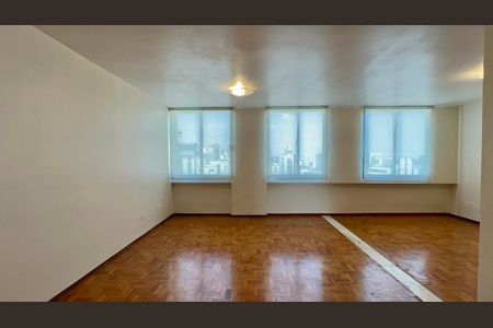 Sala de apartamento à venda com 2 quartos, 117m² em Cerqueira César, São Paulo