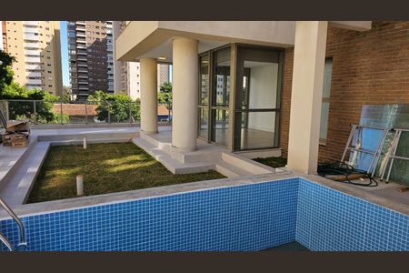 Apartamento à venda com 520m², 4 quartos e 5 vagas Apartamento à venda com 520m², 4 quartos e 5 vagasPiscina privativa