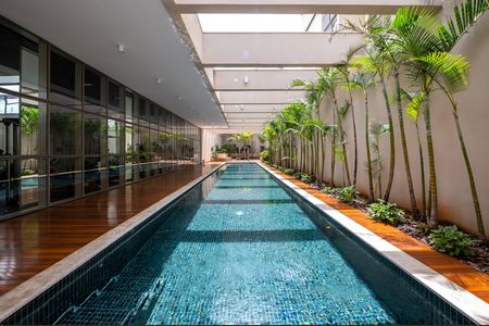 Apartamento à venda com 520m², 4 quartos e 5 vagas Apartamento à venda com 520m², 4 quartos e 5 vagasPiscina