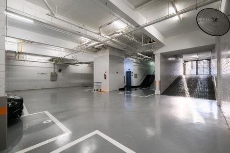 Apartamento à venda com 260m², 3 quartos e 3 vagas Apartamento à venda com 260m², 3 quartos e 3 vagasGaragem