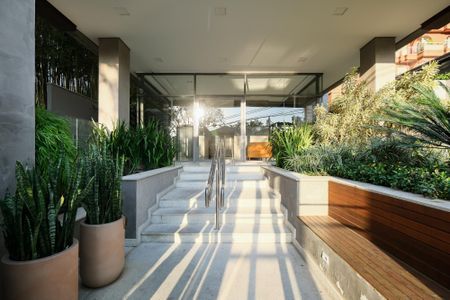 Apartamento à venda com 260m², 3 quartos e 3 vagas Apartamento à venda com 260m², 3 quartos e 3 vagasJardim