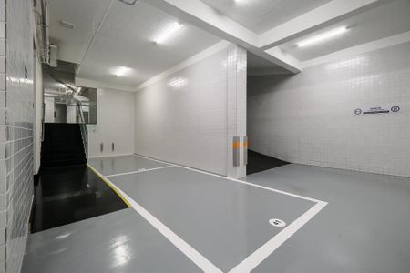 Apartamento à venda com 260m², 3 quartos e 3 vagas Apartamento à venda com 260m², 3 quartos e 3 vagasGaragem