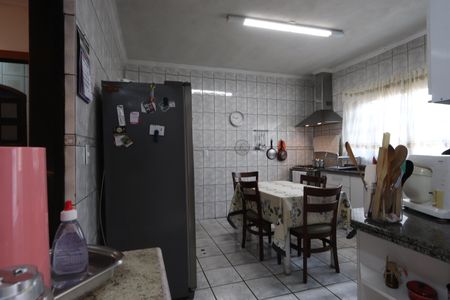 Casa à venda com 168m², 3 quartos e 2 vagasCozinha