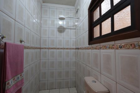 Casa à venda com 168m², 3 quartos e 2 vagasBanheiro de baixo
