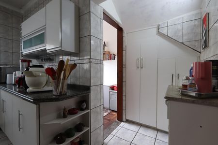 Casa à venda com 168m², 3 quartos e 2 vagasCozinha