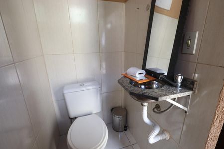 Casa à venda com 168m², 3 quartos e 2 vagasLavabo