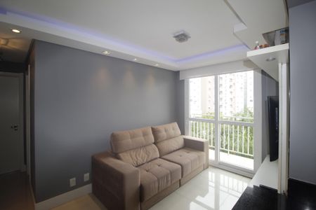 Sala de apartamento para alugar com 2 quartos, 70m² em Jardim Sabará, Porto Alegre