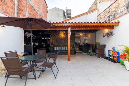 Casa à venda com 115m², 3 quartos e 2 vagasEspaço Gourmet