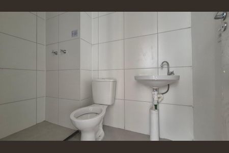 Apartamento à venda com 37m², 2 quartos e sem vaga Apartamento à venda com 37m², 2 quartos e sem vagaBanheiro