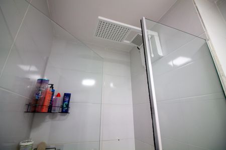 Banheiro de apartamento à venda com 1 quarto, 25m² em Santo Amaro, São Paulo