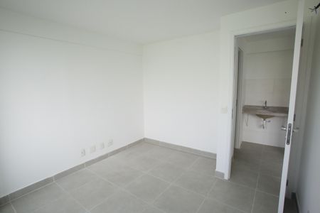 Quarto de apartamento à venda com 2 quartos, 60m² em Taquara, Rio de Janeiro